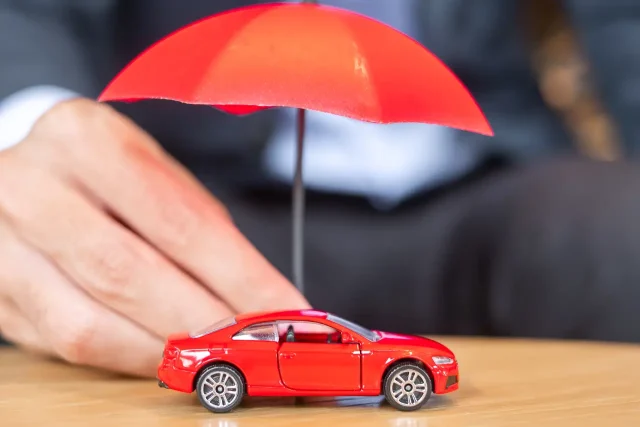 Estimez le montant de vos économies sur votre assurance auto